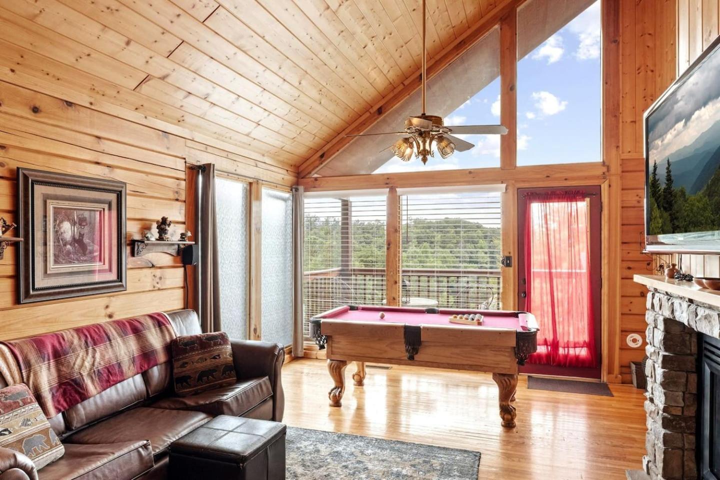 Views I Mins To Dollywood I Hot Tub I Pool Table Villa Sevierville Luaran gambar