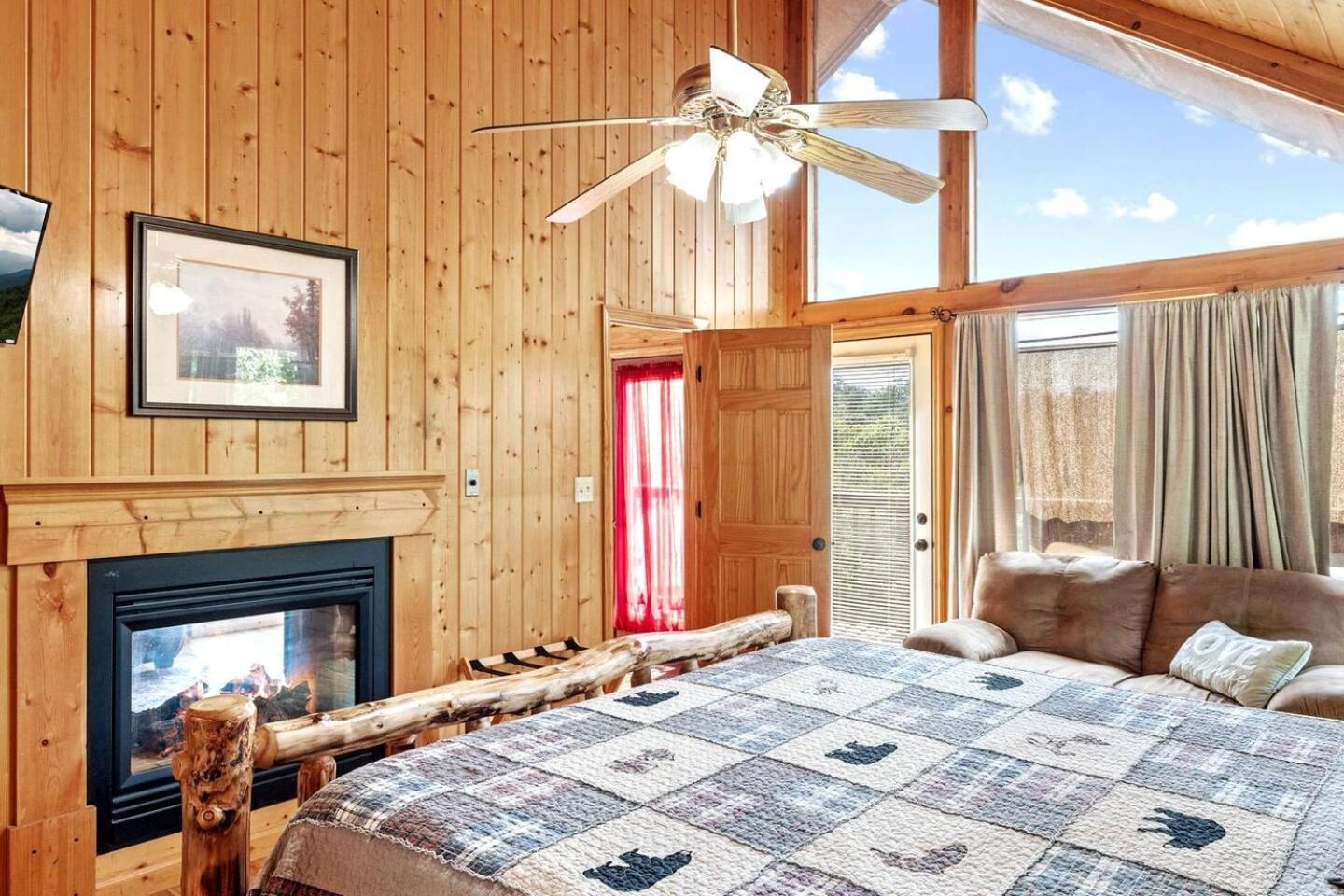Views I Mins To Dollywood I Hot Tub I Pool Table Villa Sevierville Luaran gambar