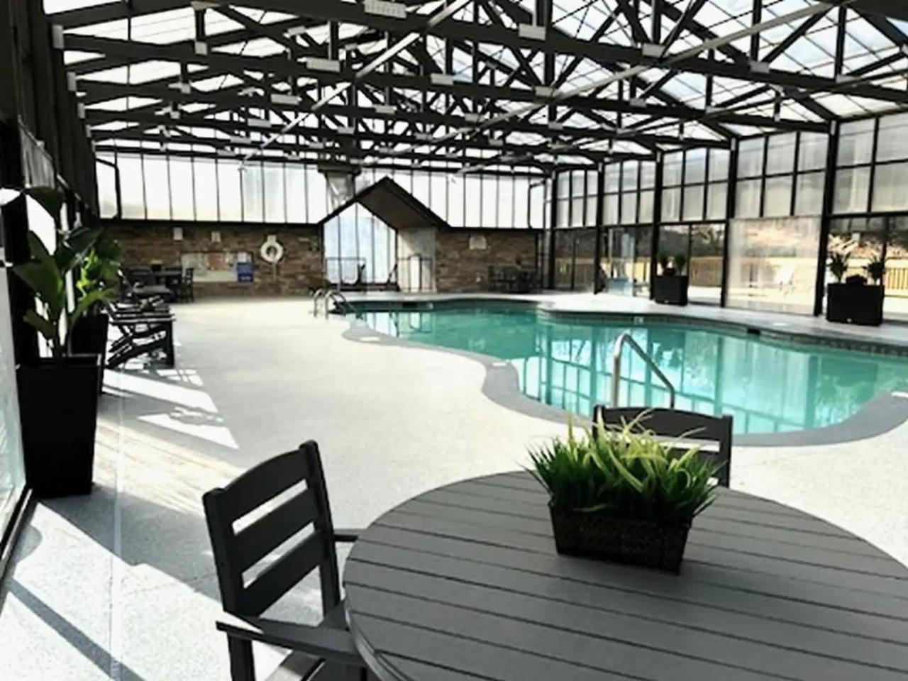 Views I Mins To Dollywood I Hot Tub I Pool Table Villa Sevierville Luaran gambar